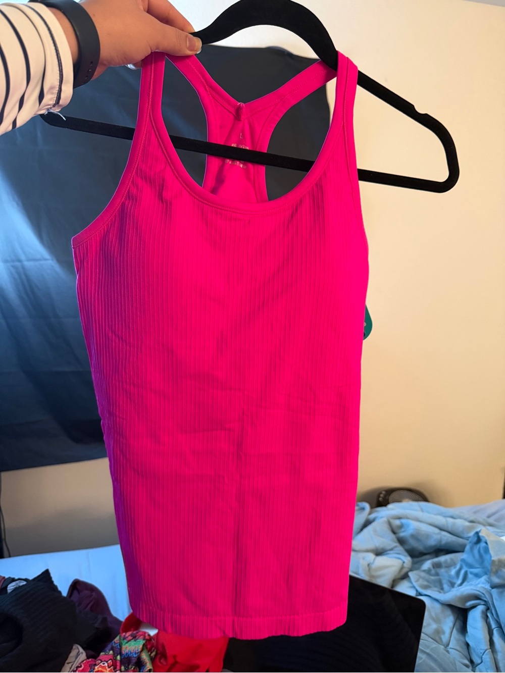 Attraco Women's Ribbed Workout Tank Top With Built-In Bra - Hot Pink - Size L